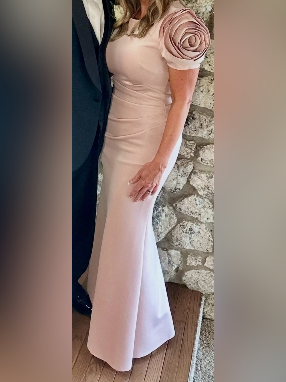 Elegant Blush Pink Evening Gown with Rosette Sleeve sz 8